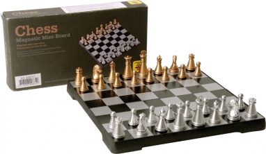 Echecs de voyage magnétique