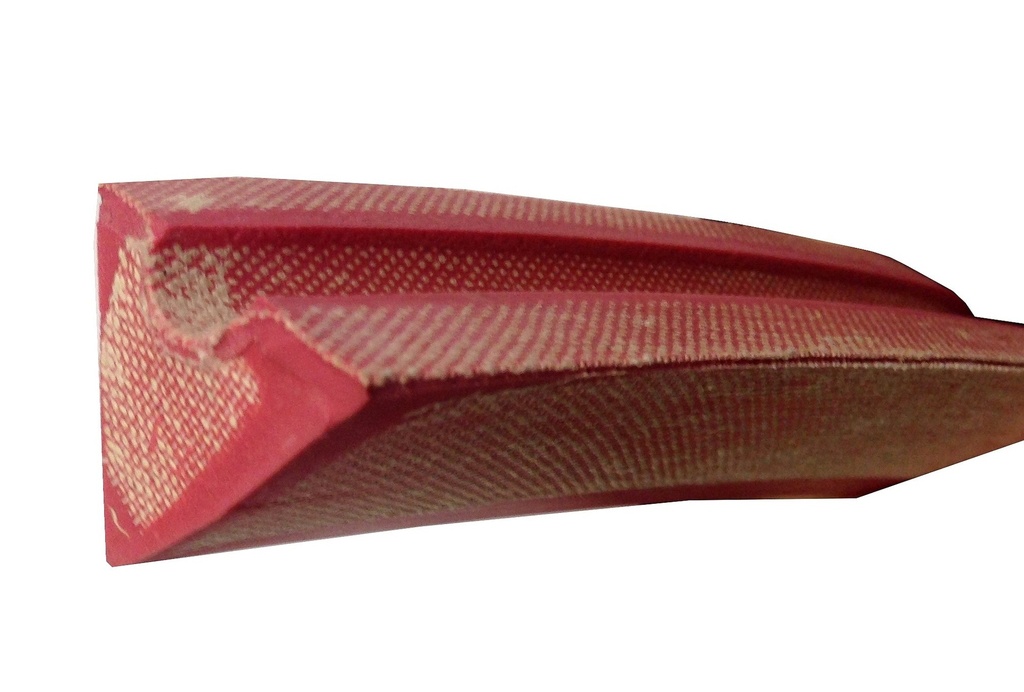 Bande caoutchouc Rouge Triangulaire 320 cm - Image 3